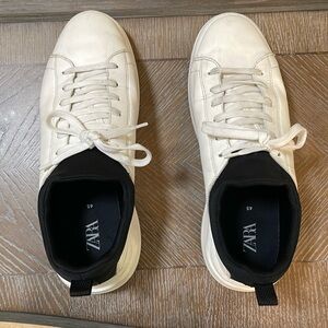 MENS ZARA SIZE 11 1/2 (45) WHITE AND BLACK SNEAKERS LIGHTWEIGHT